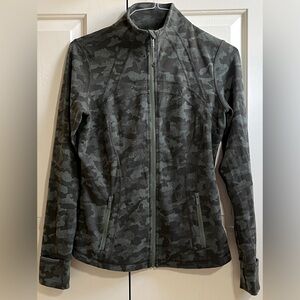 🍒LULULEMON DEFINE JACKET sz 10 CAMO PIXELATED TWILL Dark Olive Green SOFT *RULU